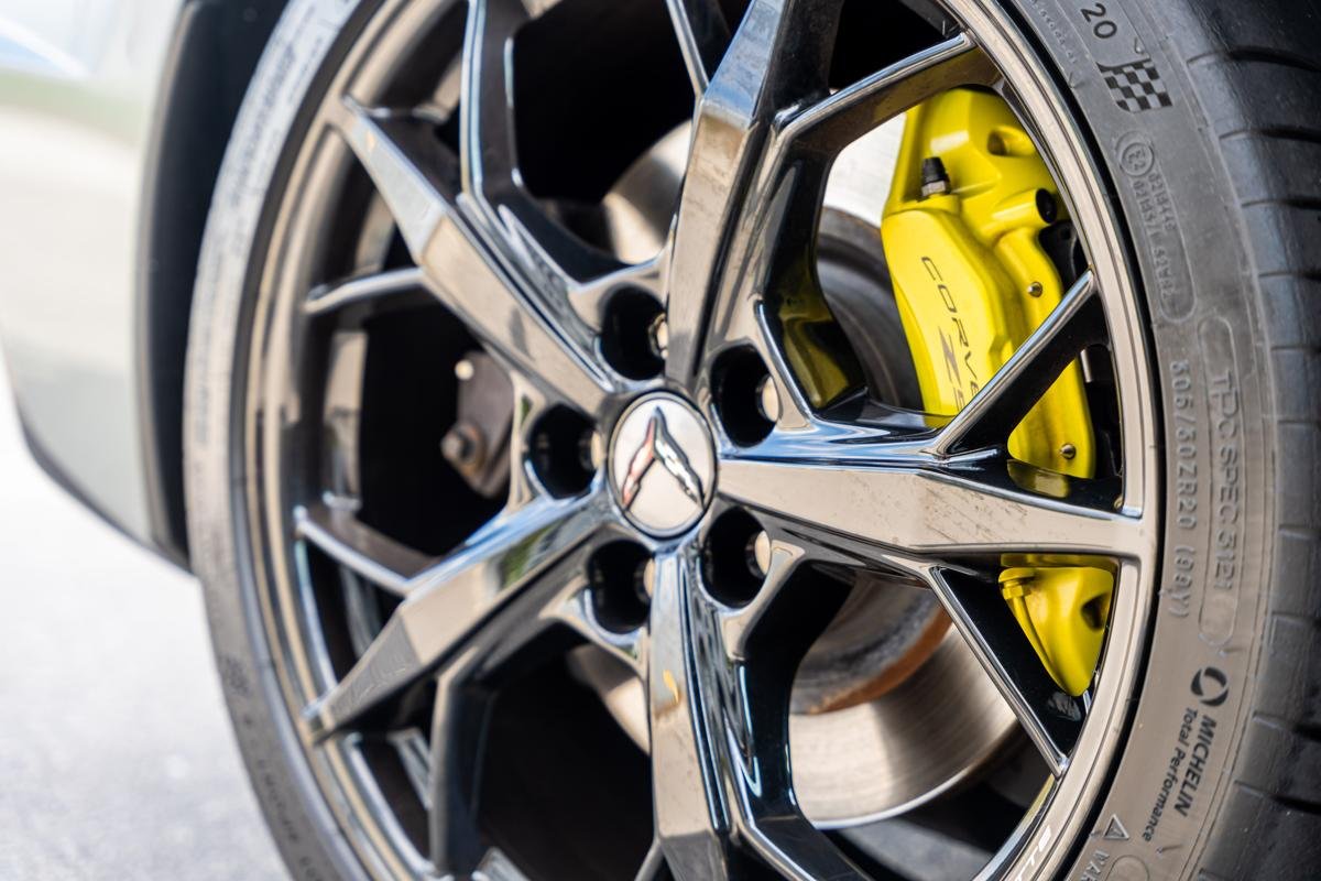 Chevrolet Corvette 2022 - Image 14