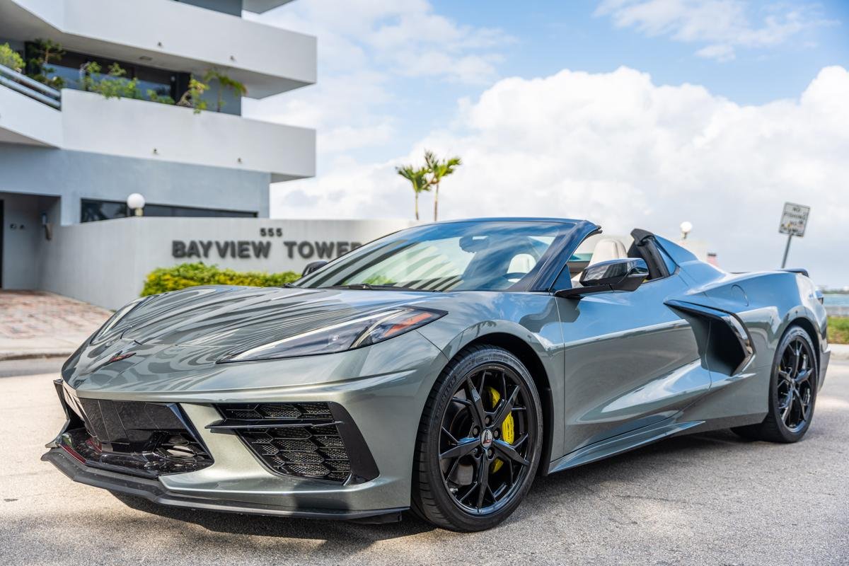 Chevrolet Corvette 2022 - Image 16