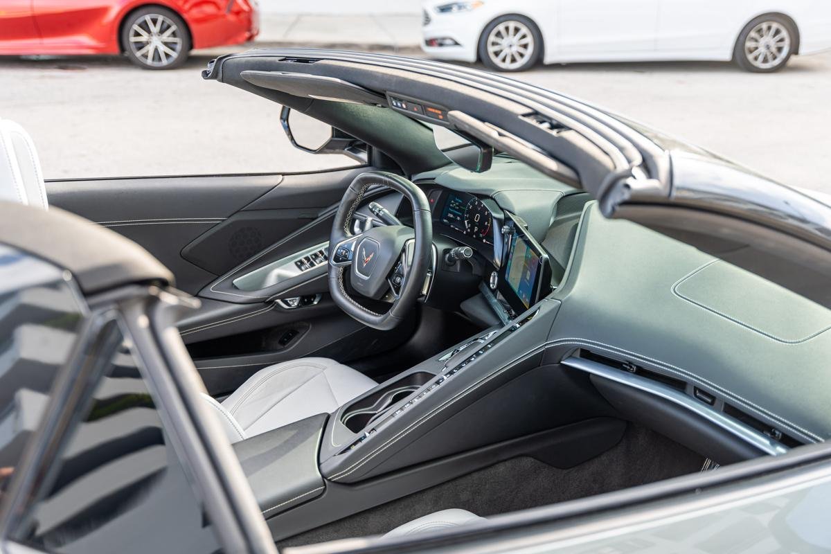 Chevrolet Corvette 2022 - Image 20