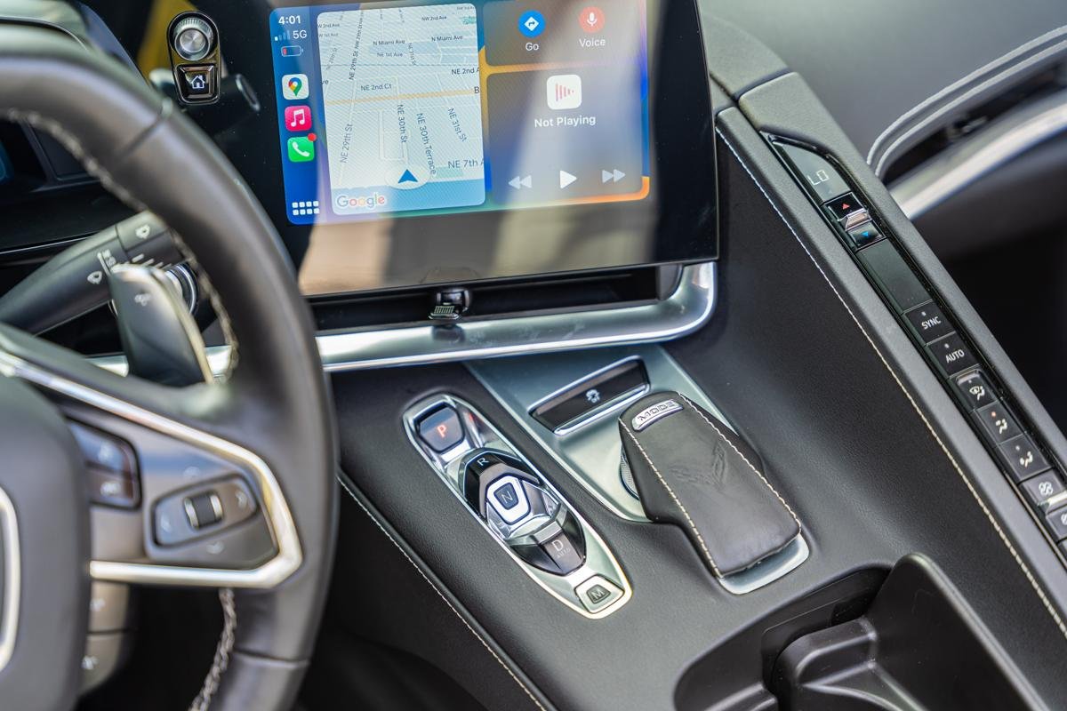 Chevrolet Corvette 2022 - Image 23