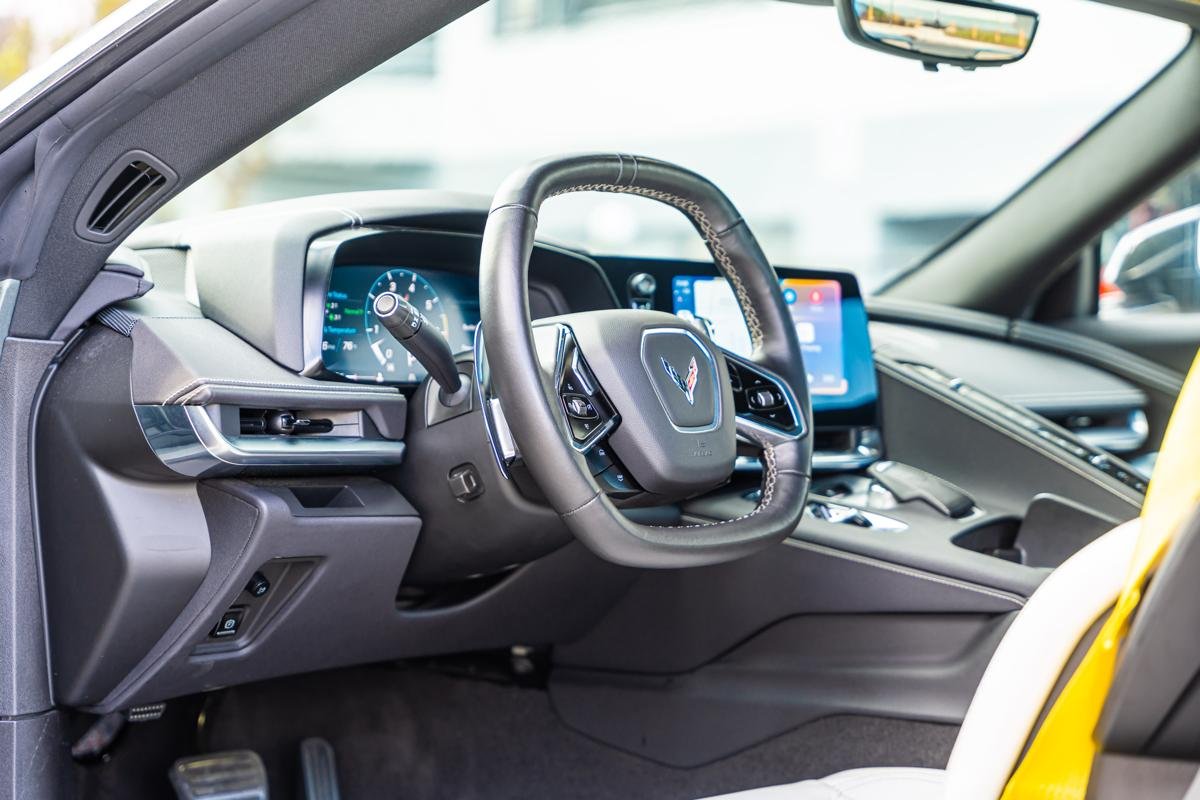 Chevrolet Corvette 2022 - Image 8