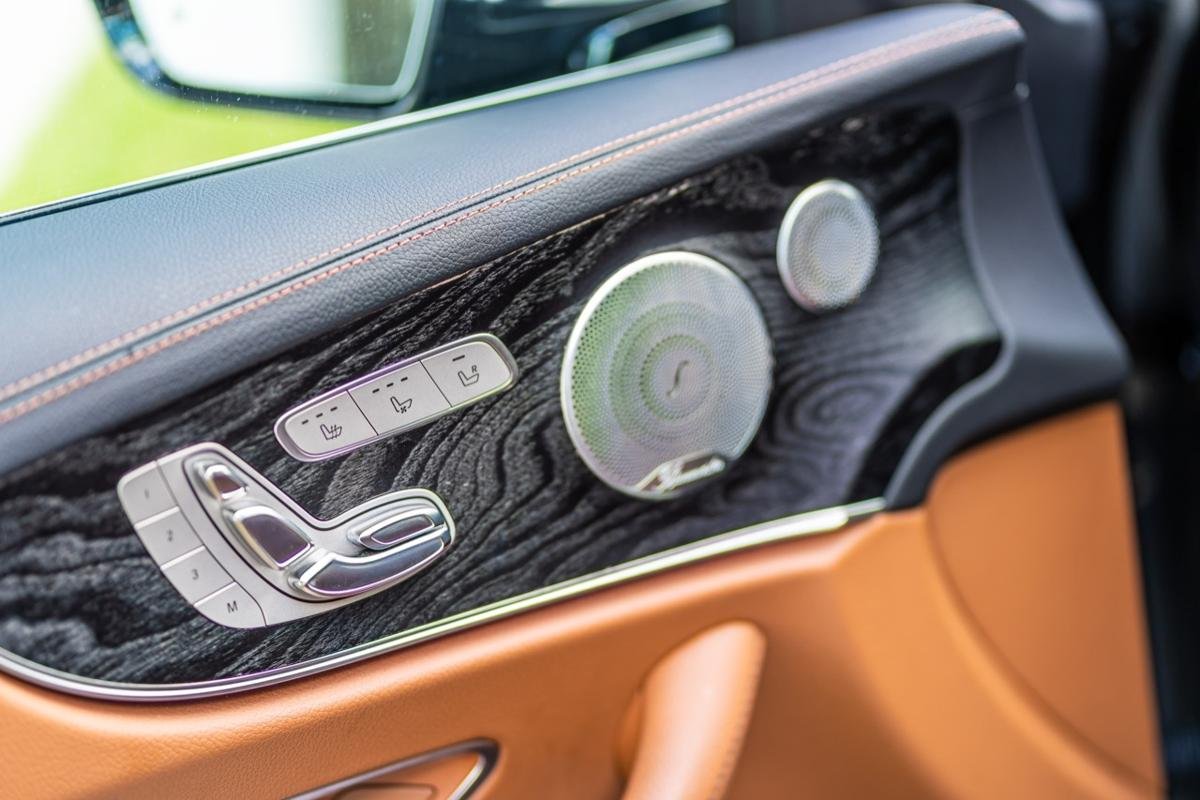 Mercedes Benz E 400 - Image 13