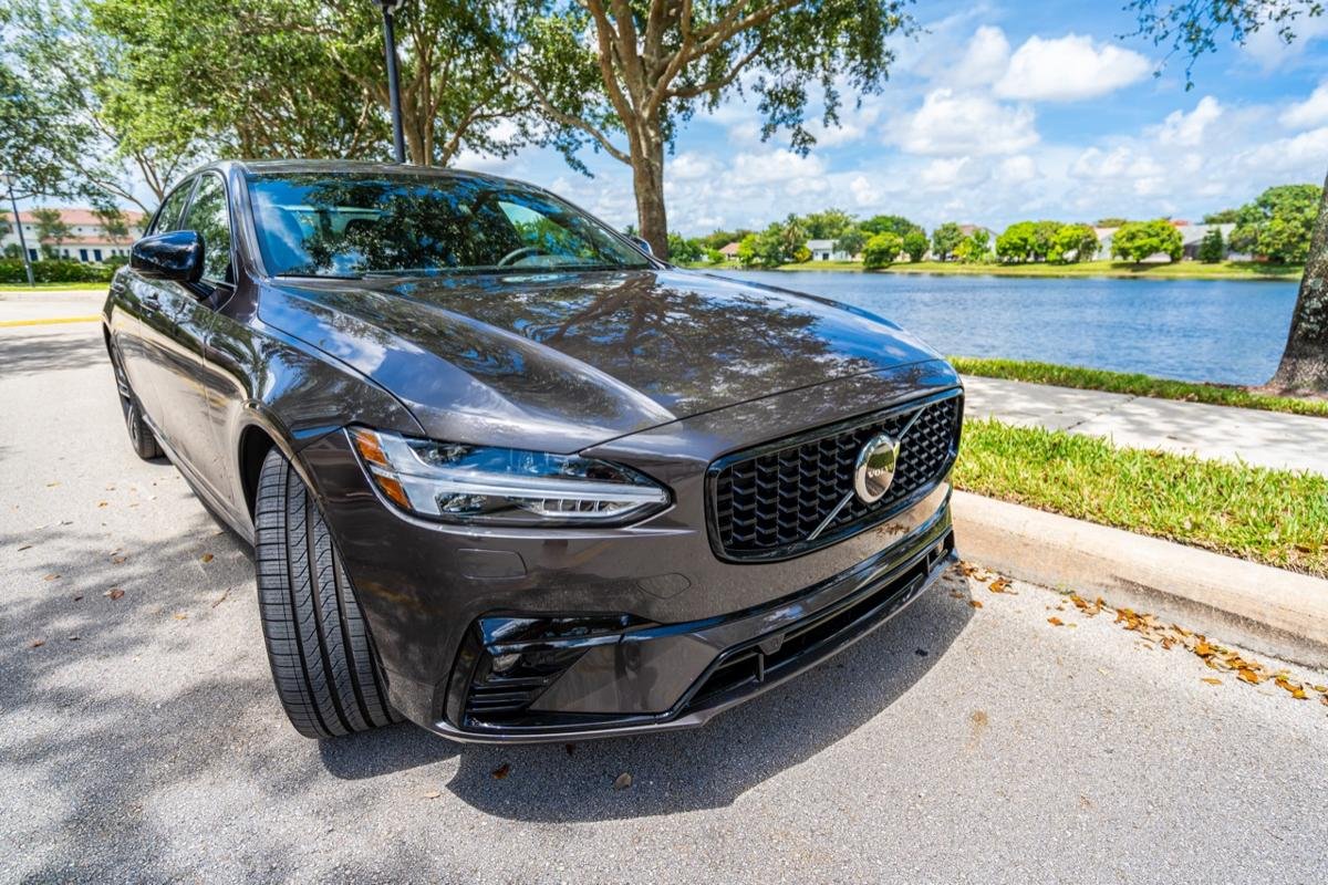 Volvo S90