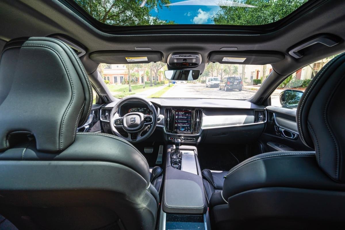 Volvo S90 - Image 11