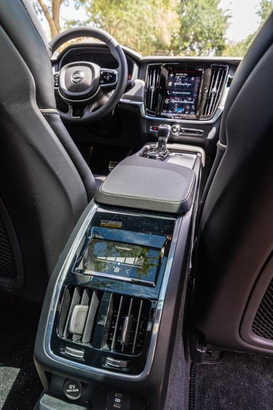 Volvo S90 - Image 12