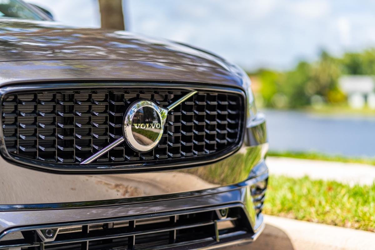 Volvo S90 - Image 16