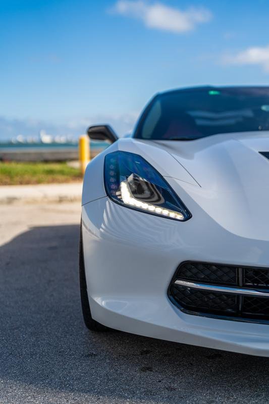 White Corvette - Image 18