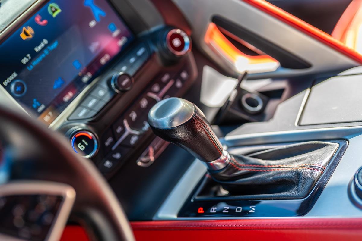 White Corvette - Image 22