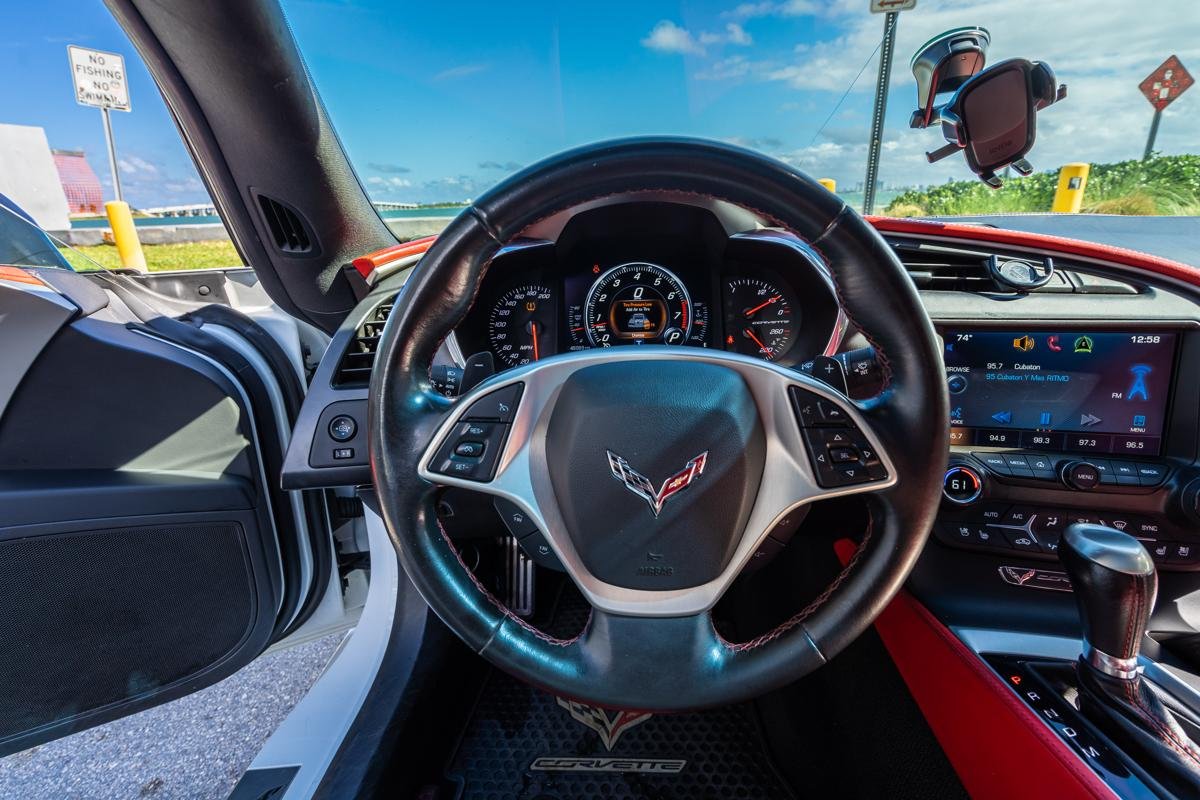 White Corvette - Image 29