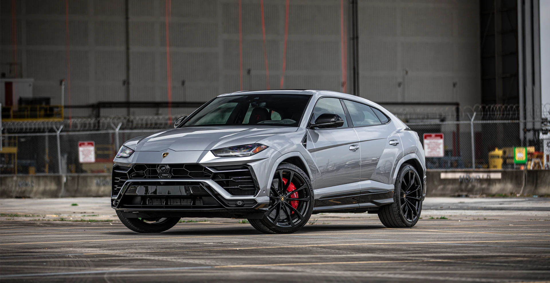 Lamborghini Urus Silver