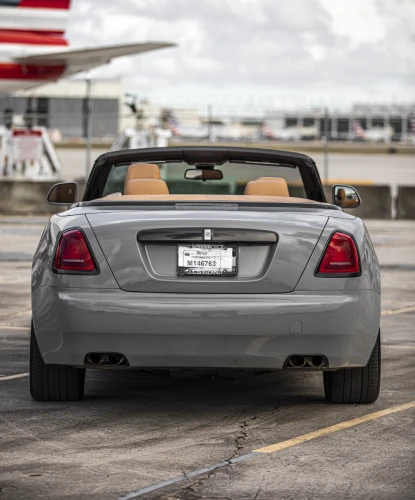 Rolls Royce Dawn Black - Image 6