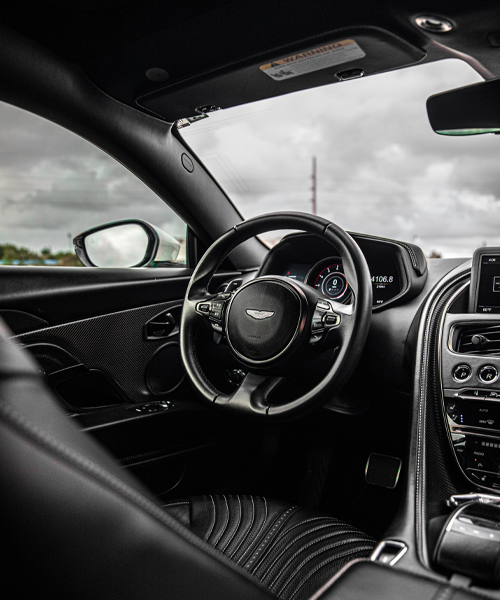 Aston Martin DB11 - Image 5